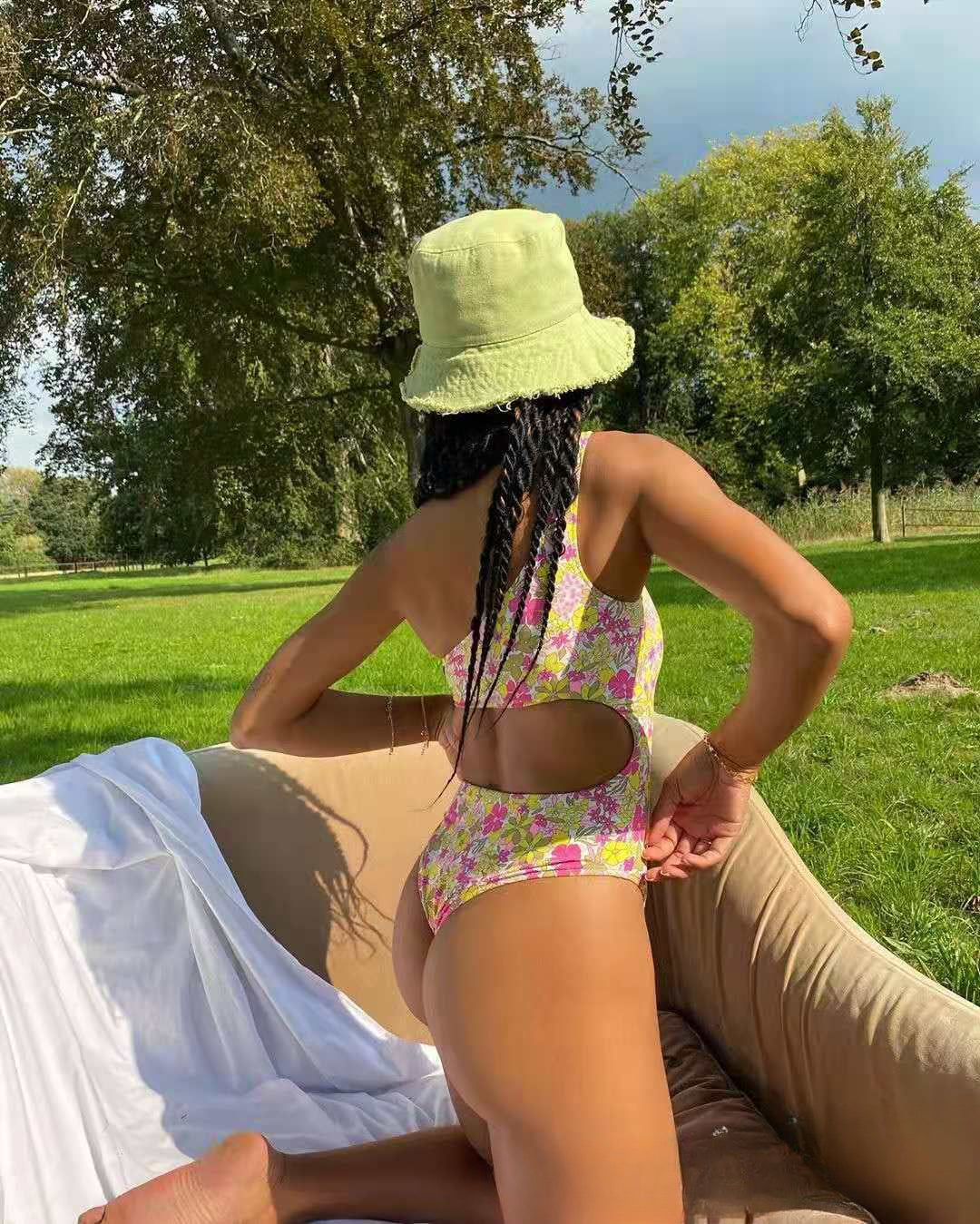 Wholesale One piece Sexy Polyester Swimwear